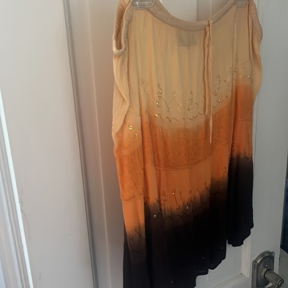 Blouse & Skirt - free size, “ Pam’s Collection & Tropical Fashion “ 100% Rayon. - Picture 2 of 2